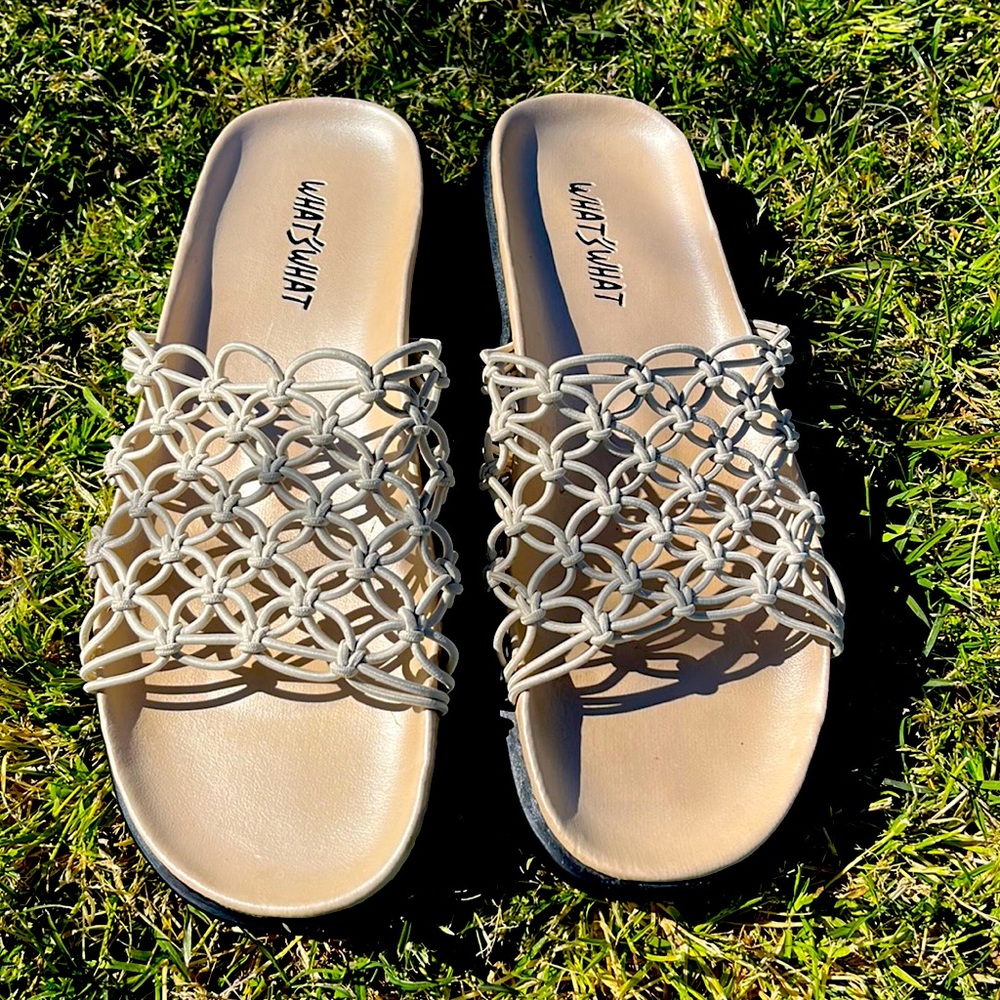 Beautiful neutral color. Perfect for the summer. They are very comfy and soft.